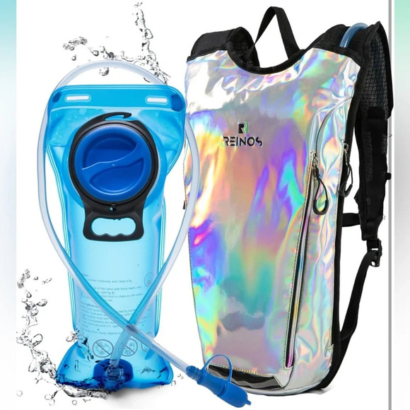 NWT Hydration Backpack Pack with 2L Water Bladder - Picture 1 of 13